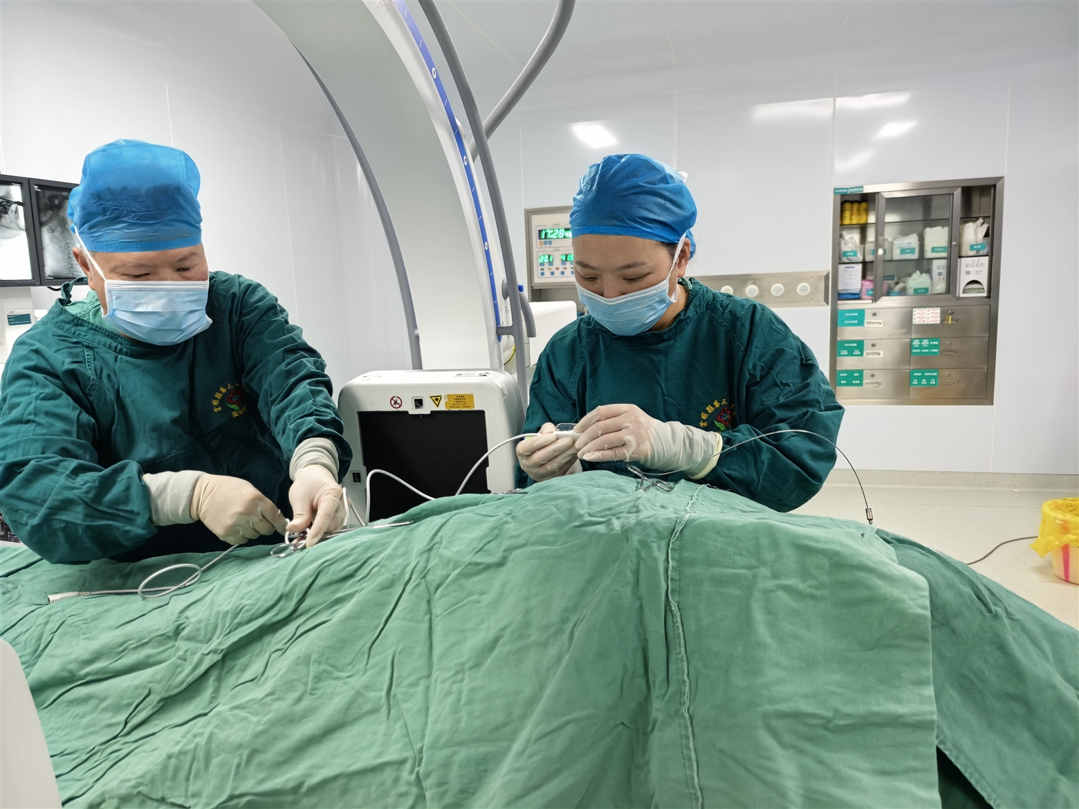 富顺县晨光医院完成首例三叉神经半月神经节电刺激植入术 ——以"终极疗法"终结"天下第一痛"