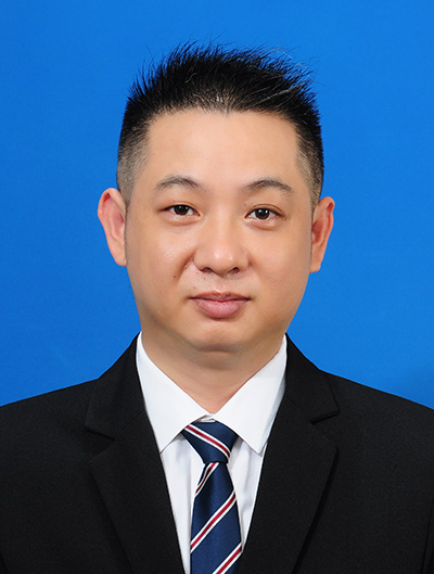 副主任医师李小河